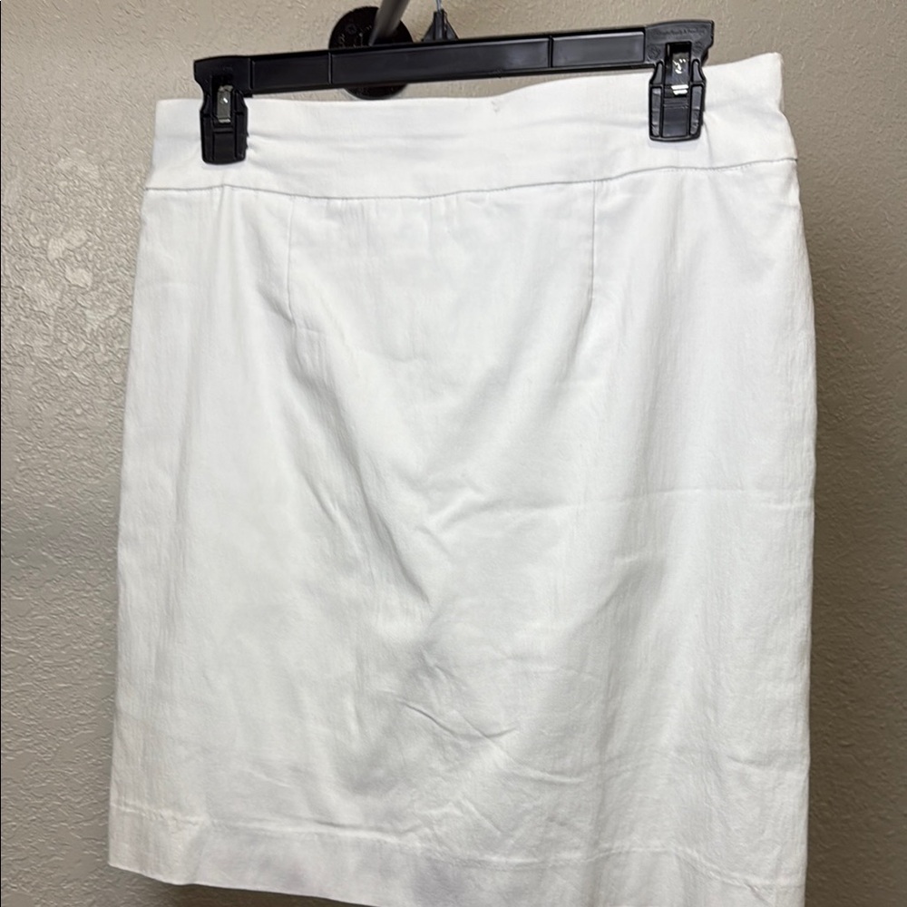 Elegant White Skirt